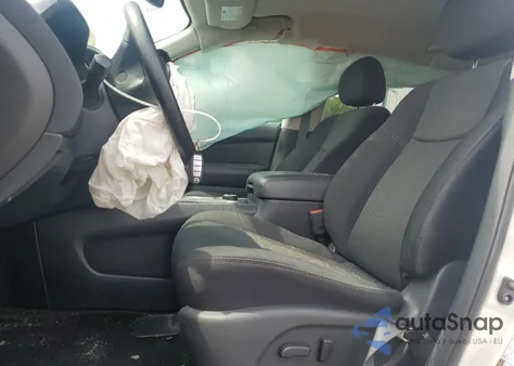 2018 Nissan Pathfinder S from USA, damaged, VIN 5N1DR2MM4JC639087